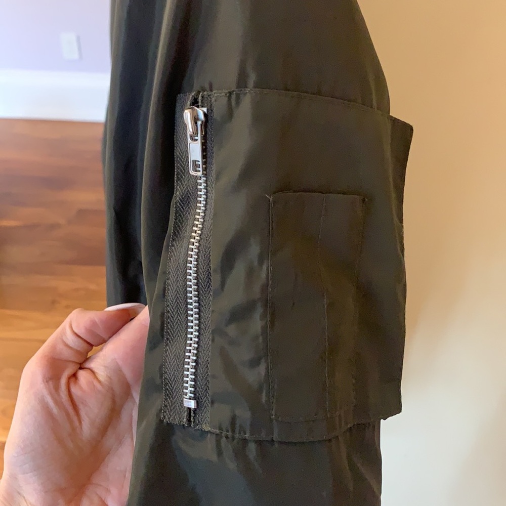 Bomber jacket - Picture 2 of 2